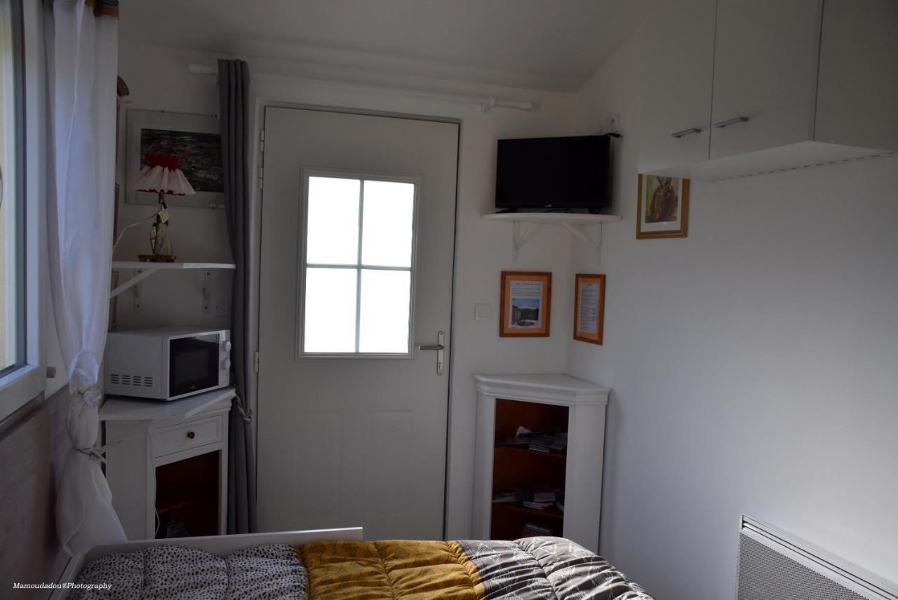 Chez Mamou & Dadou Apartment มงโตซ์ ภายนอก รูปภาพ